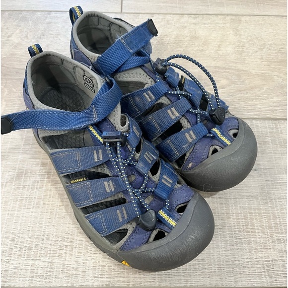 Keen Other - KEEN navy blue Newport H2 hiking sandals size 4